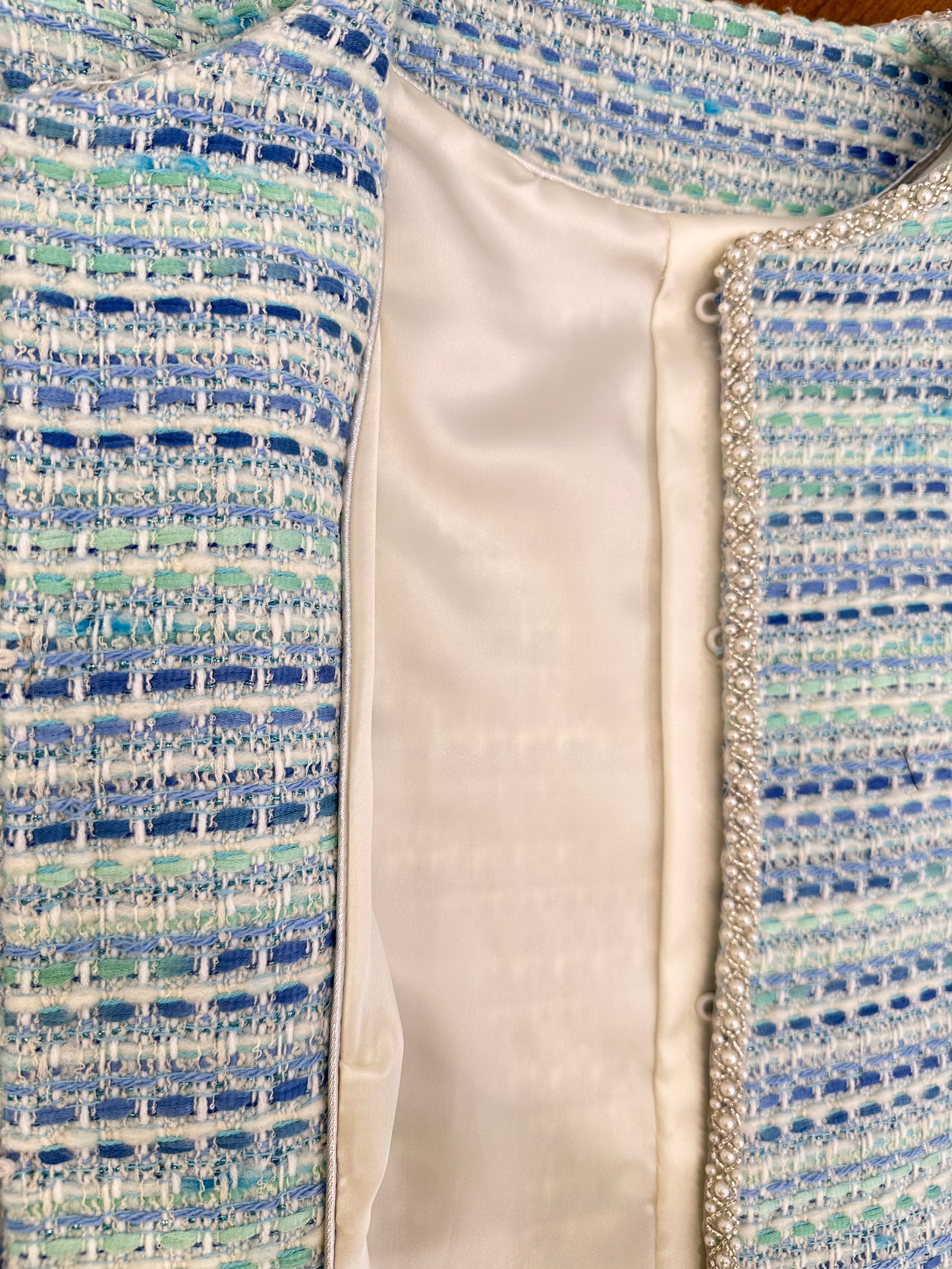 Tweed aquamarine jacket of wool hight quality