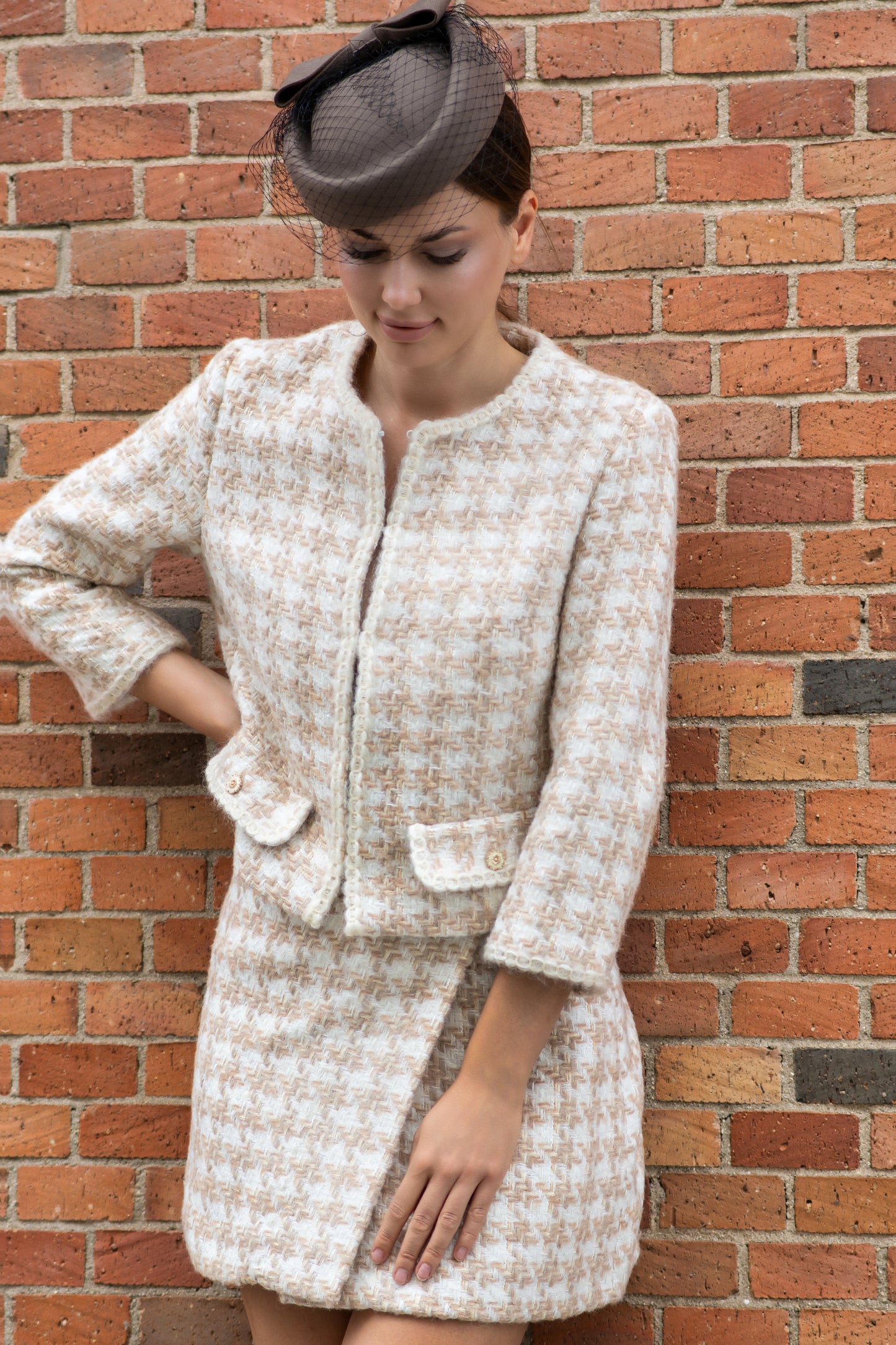 Tweed beige jacket of wool hight quality