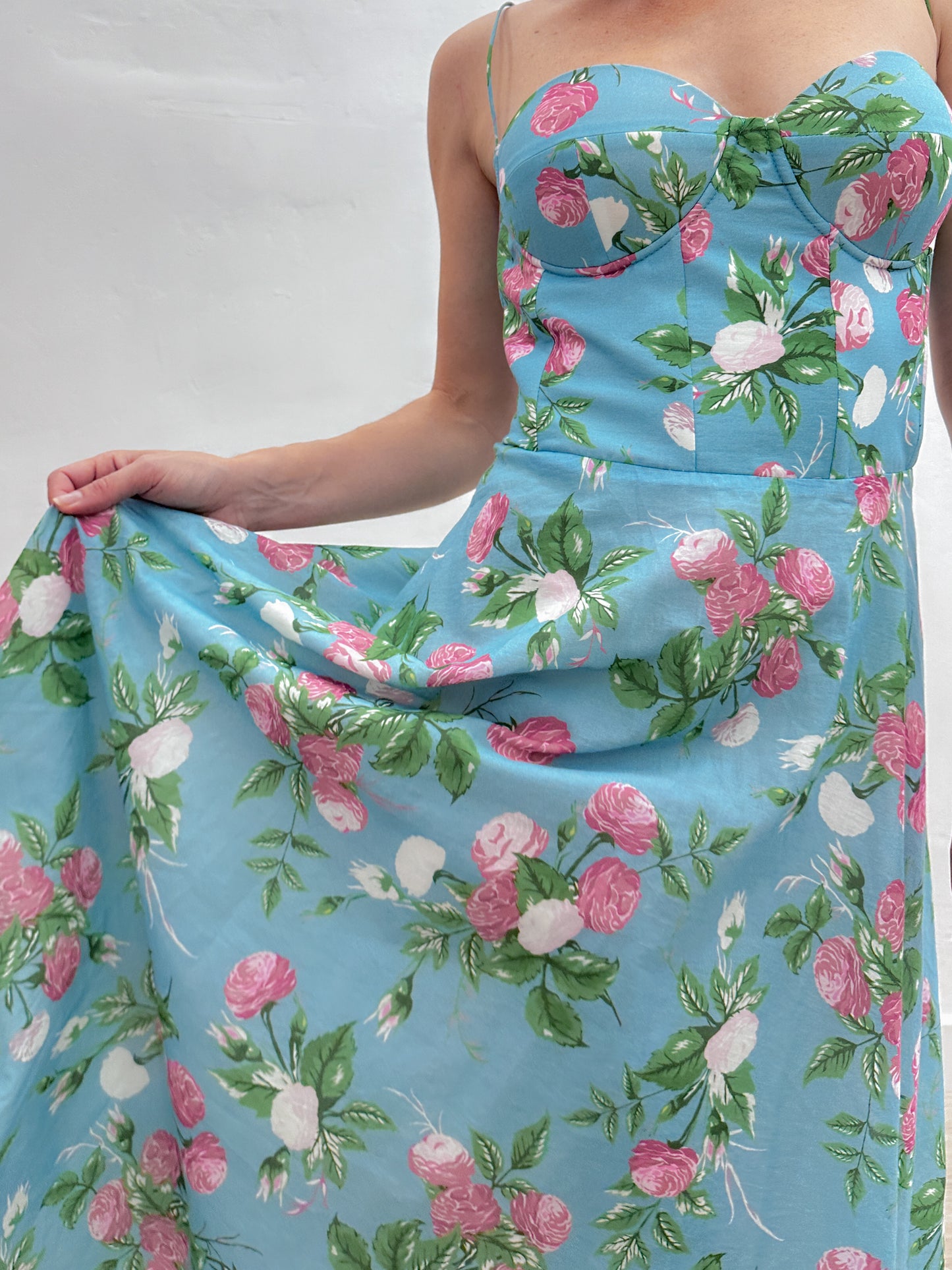 SUMMER COTTON DRESS WITH CUPS
