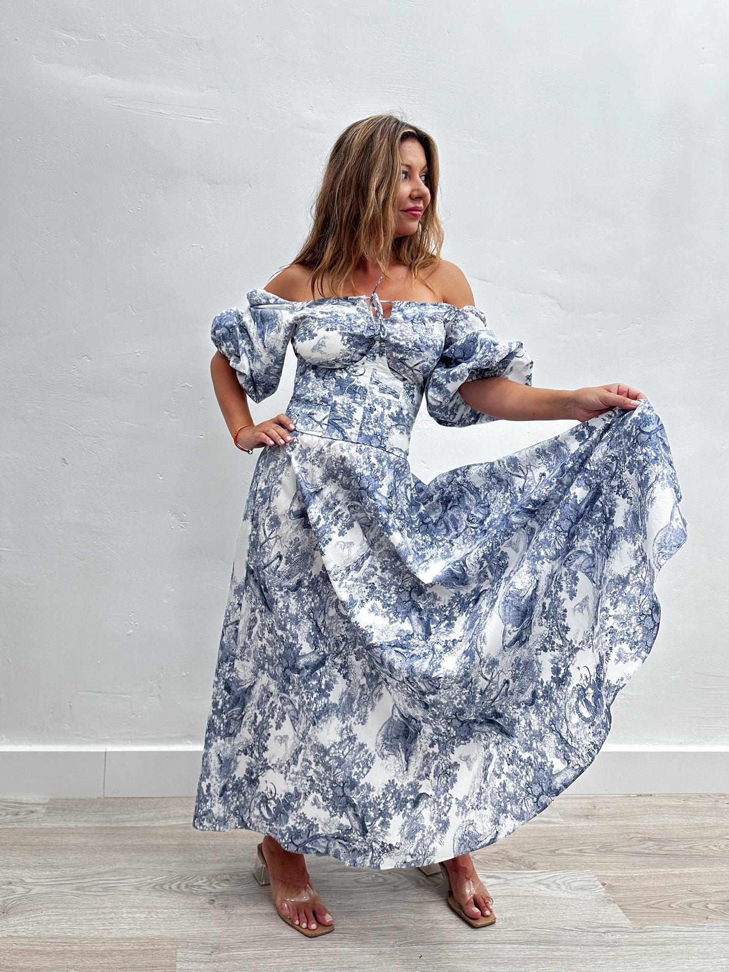 THIN COTTON DRESS WITH CORSET