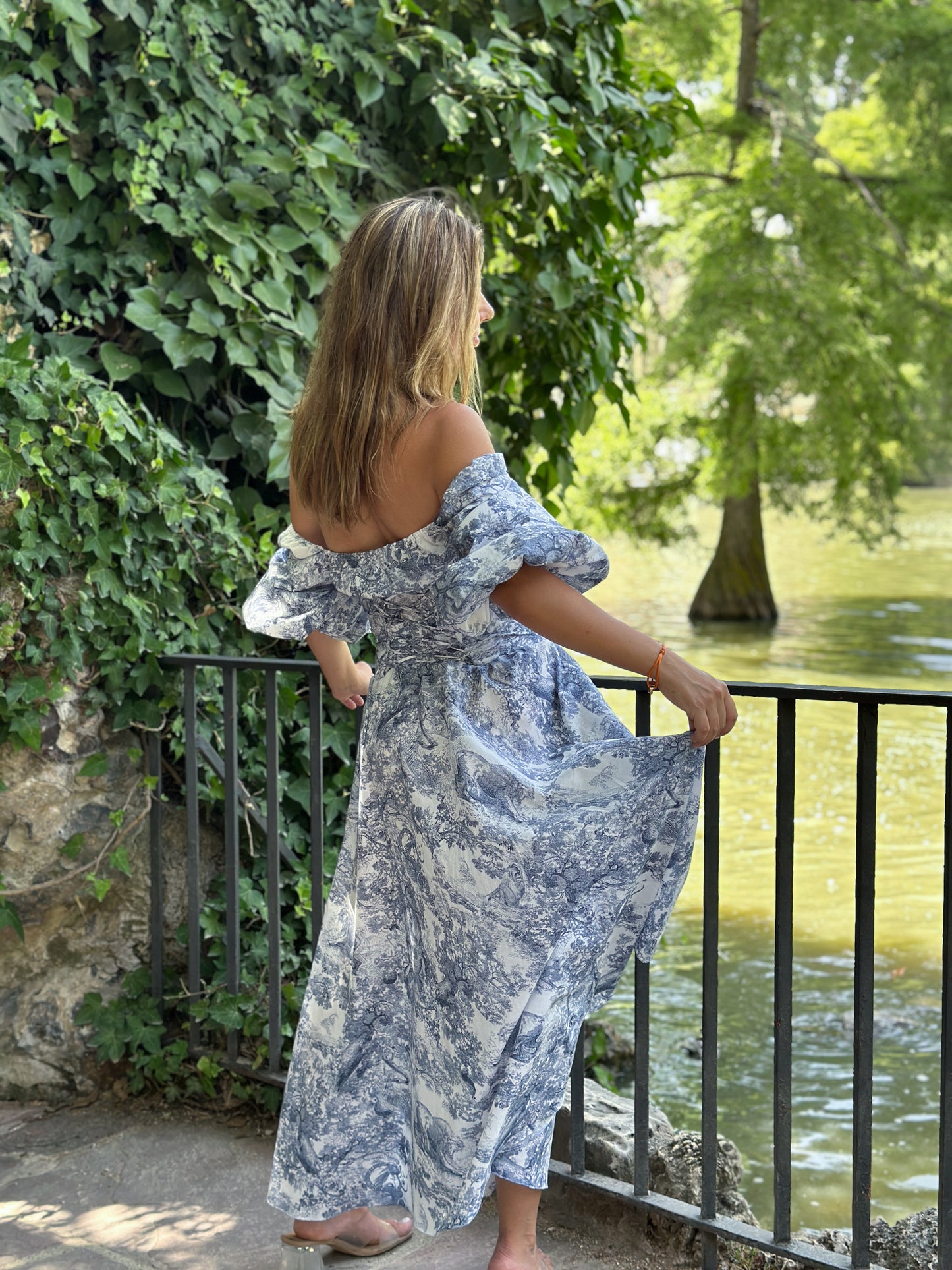 THIN COTTON DRESS WITH CORSET