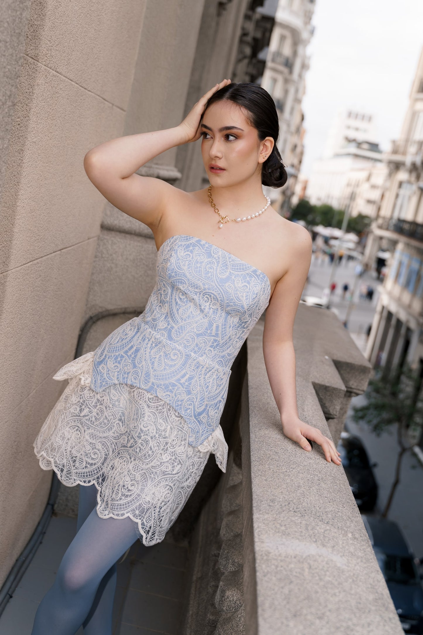 LACE MINI SKIRT