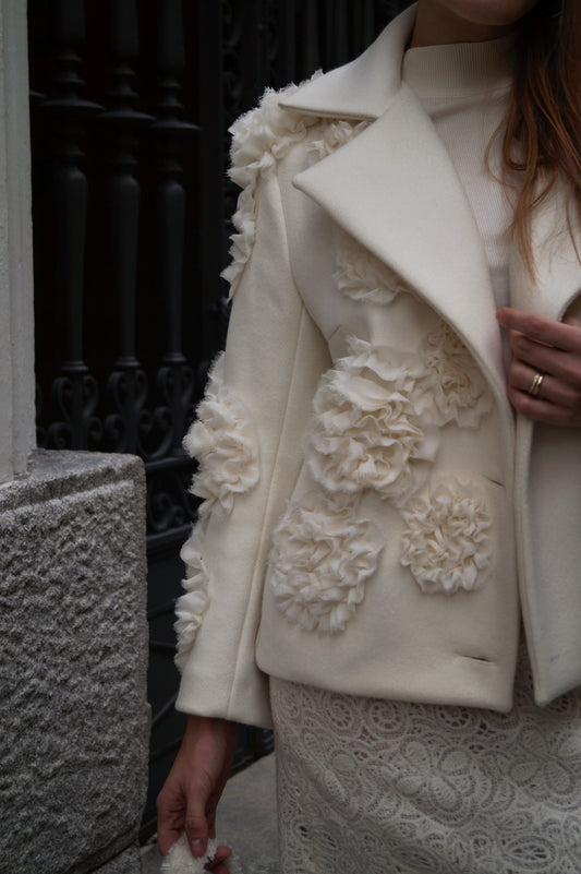 SHORT ALPACA COAT WITH SILK FLOWERS