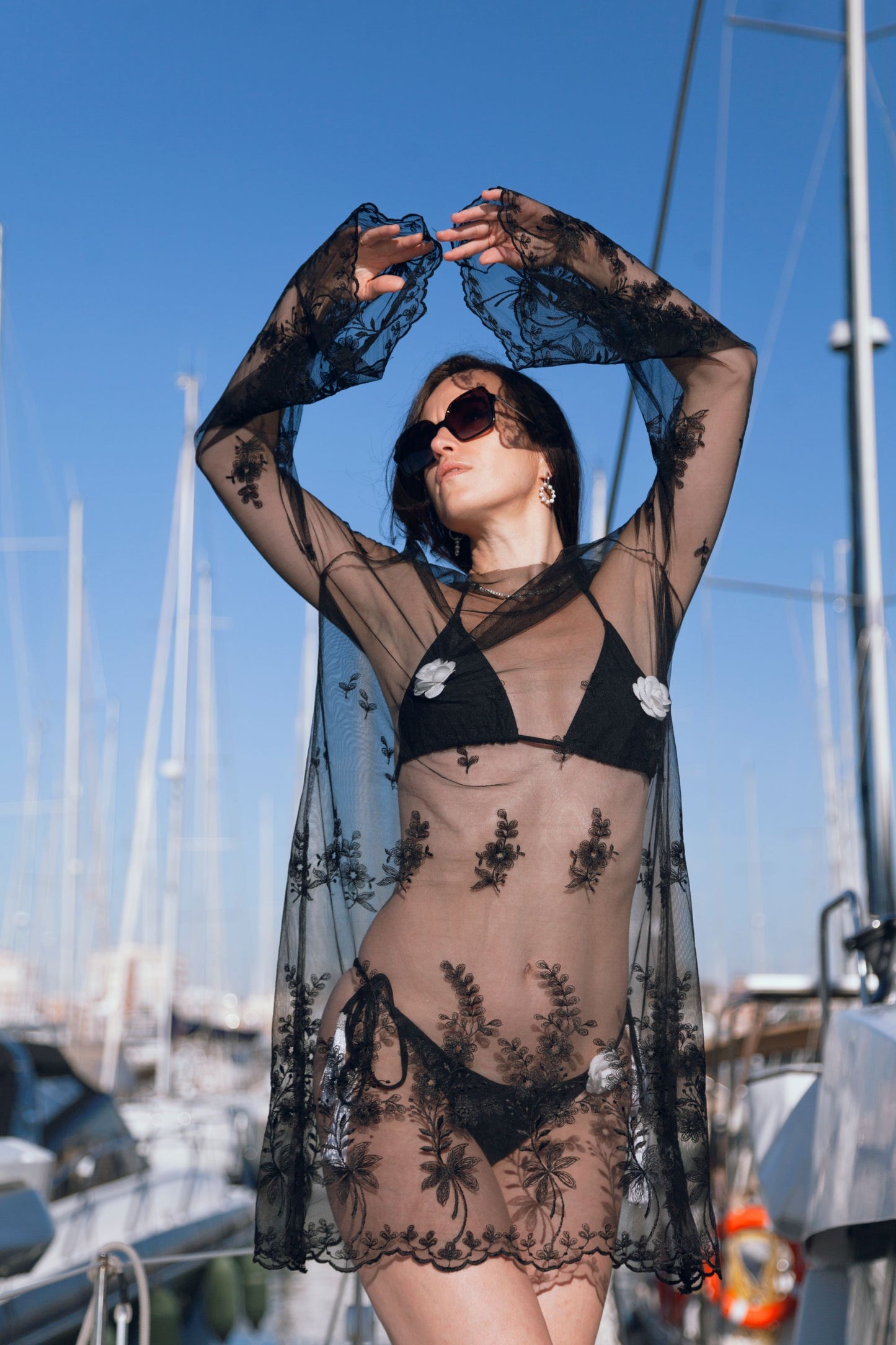  VESTIDO DE PLAYA NEGRO CORTO