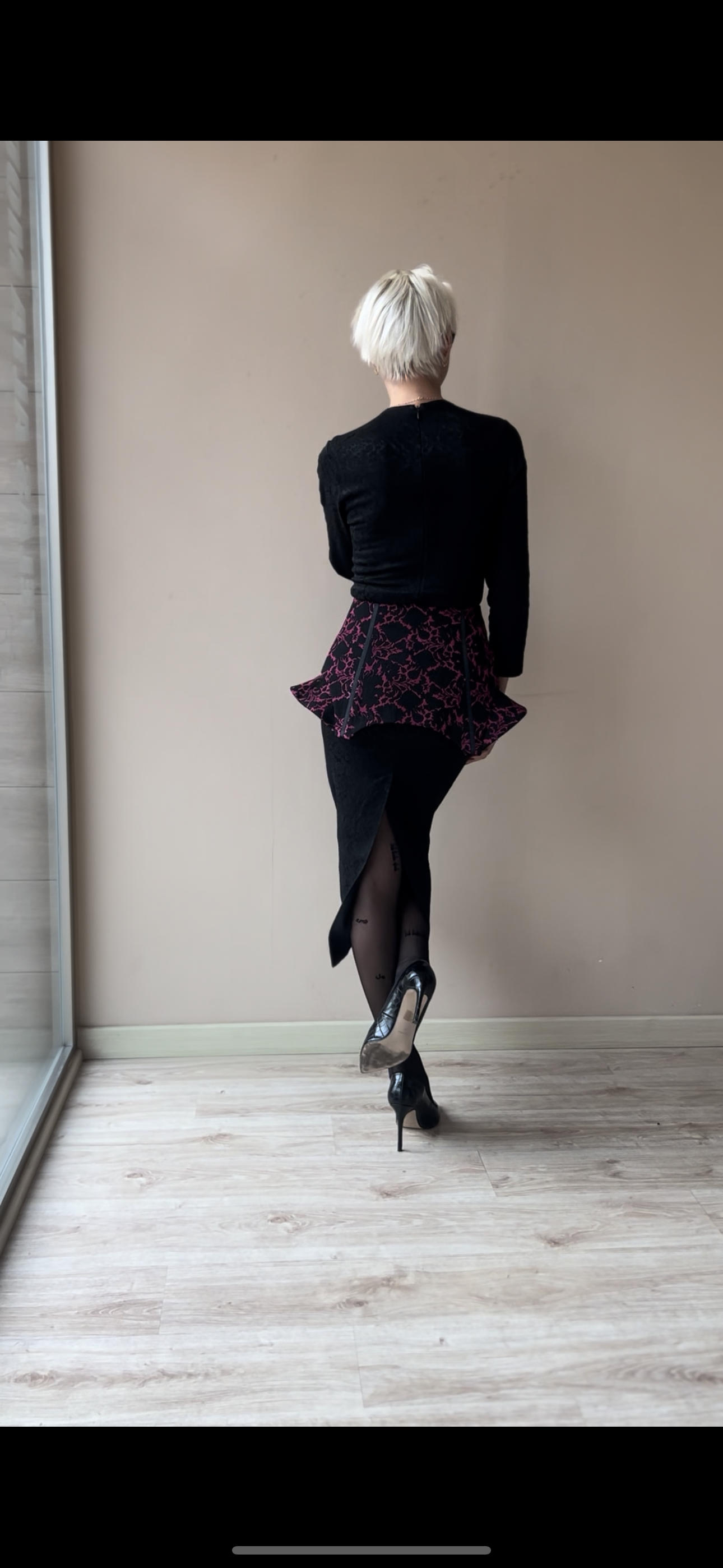 HIP CORSET