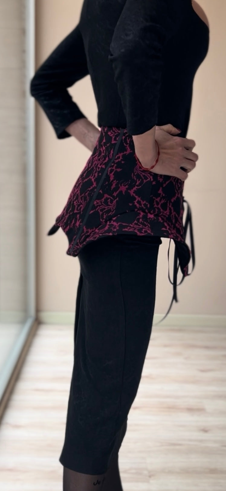 HIP CORSET