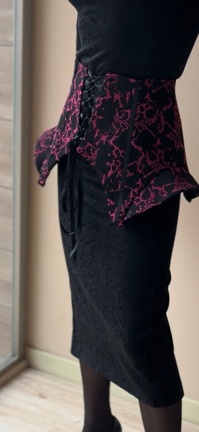 HIP CORSET